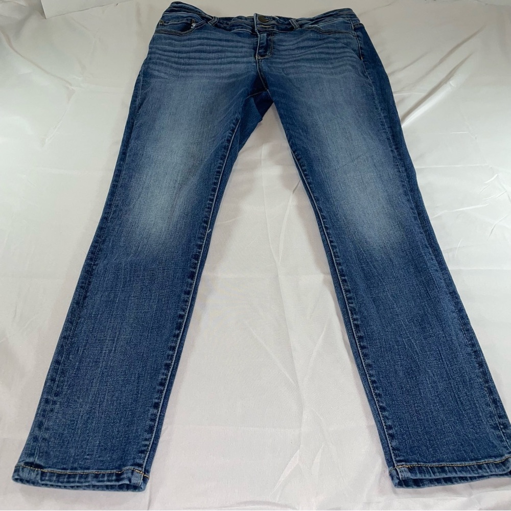 BKE Victoria Mid-Rise Skinny Jeans Medium Wash Blue Denim 33x31.5